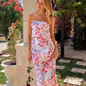 SOLD! Beginning Boutique Genevieve Floral Print top & Maxi Skirt